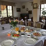 Bed and breakfast U Alexa Załuski