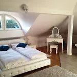 U Alexa Bed and breakfast 3*